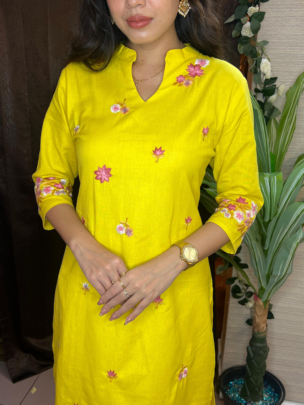 Theepperi Nilam Suit Set