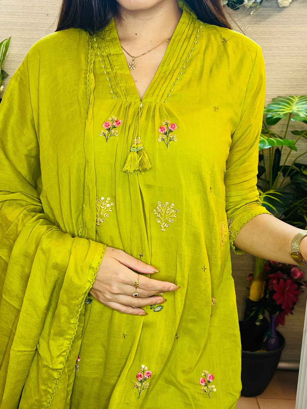 Malar Olivu Mul Chanderi Silk Suit Set