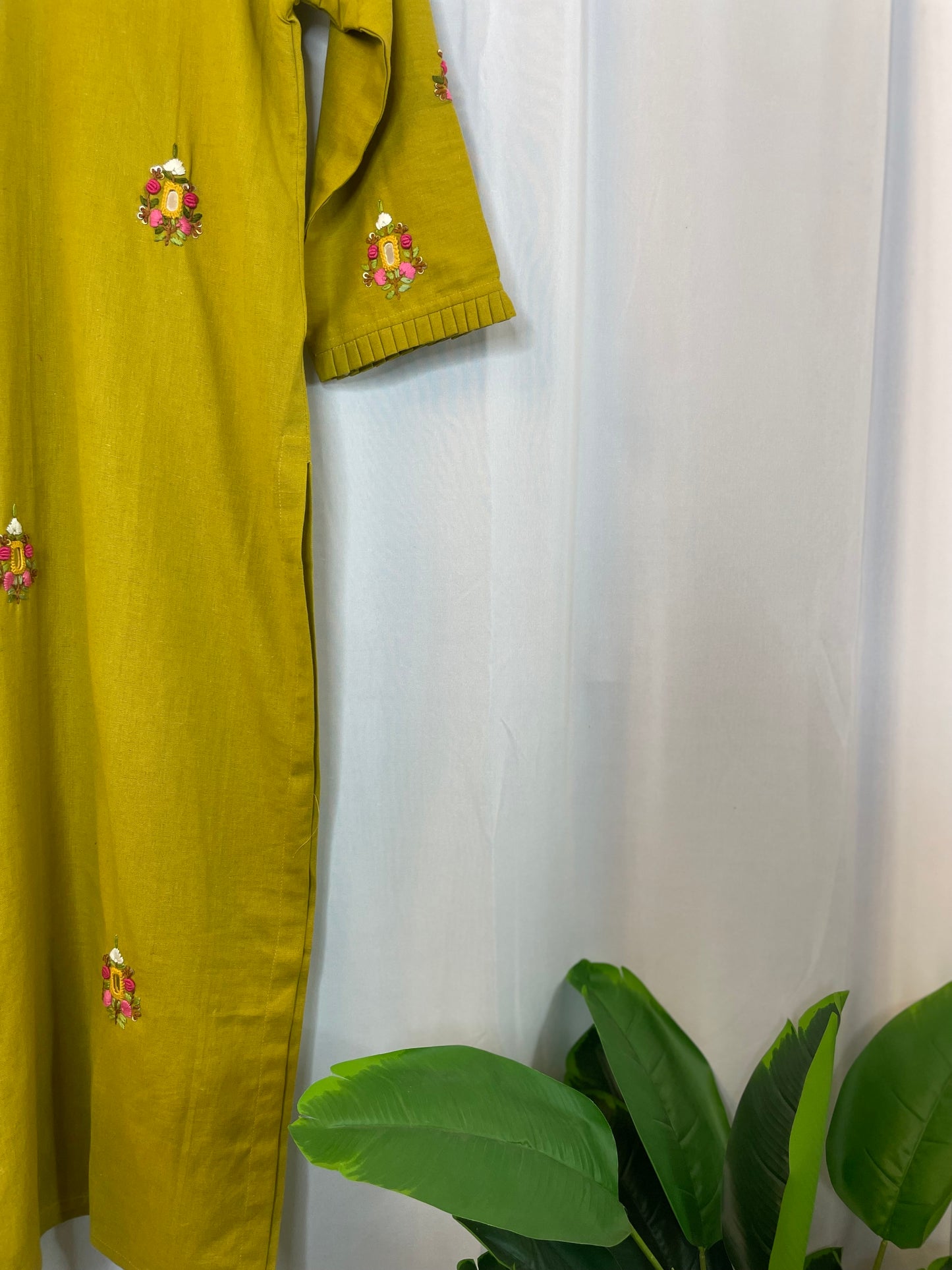 Handloom cotton embroidered kurti