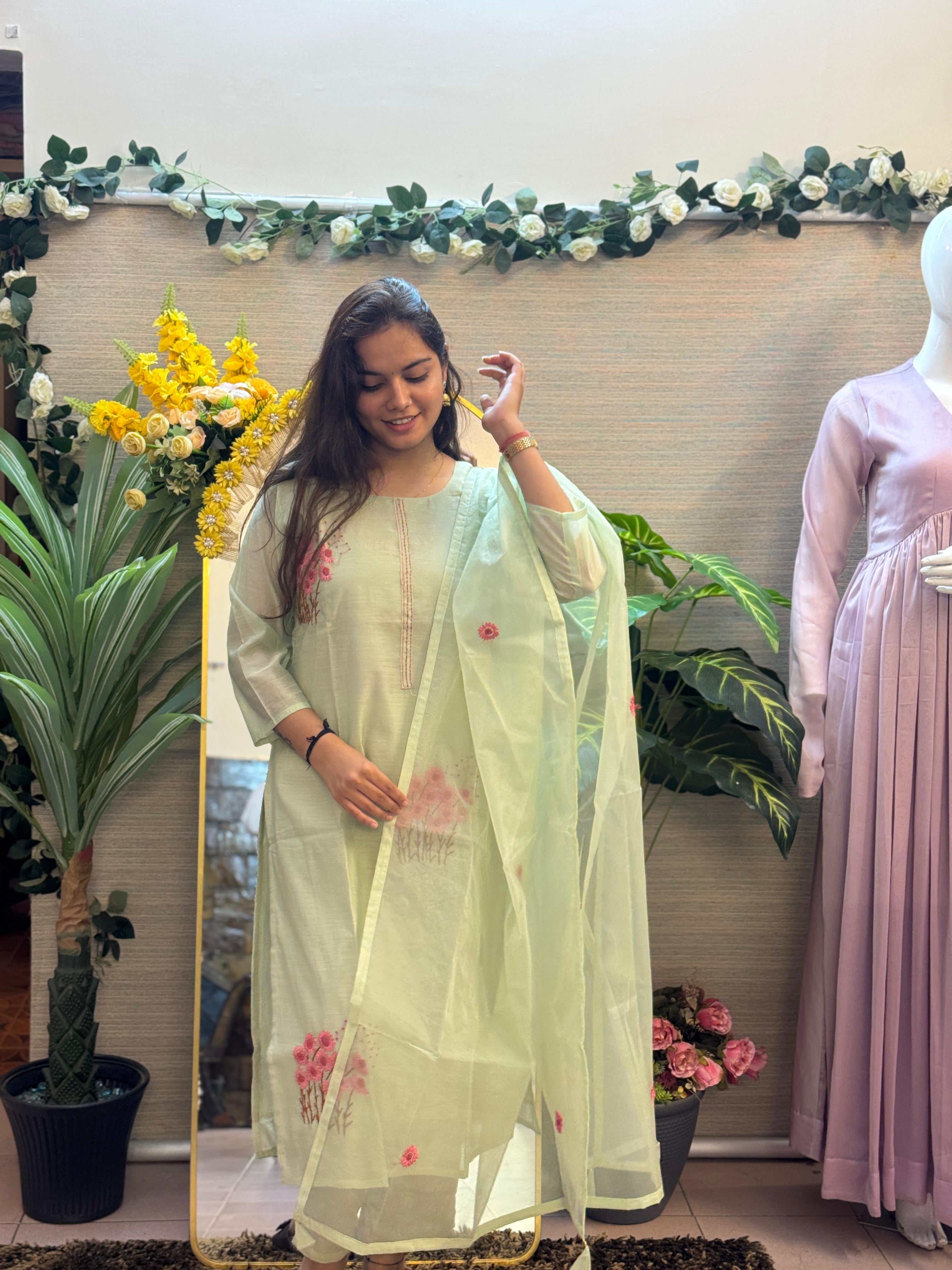 Mint Green Floral Embroidered Kurti Set with Organza Dupatta