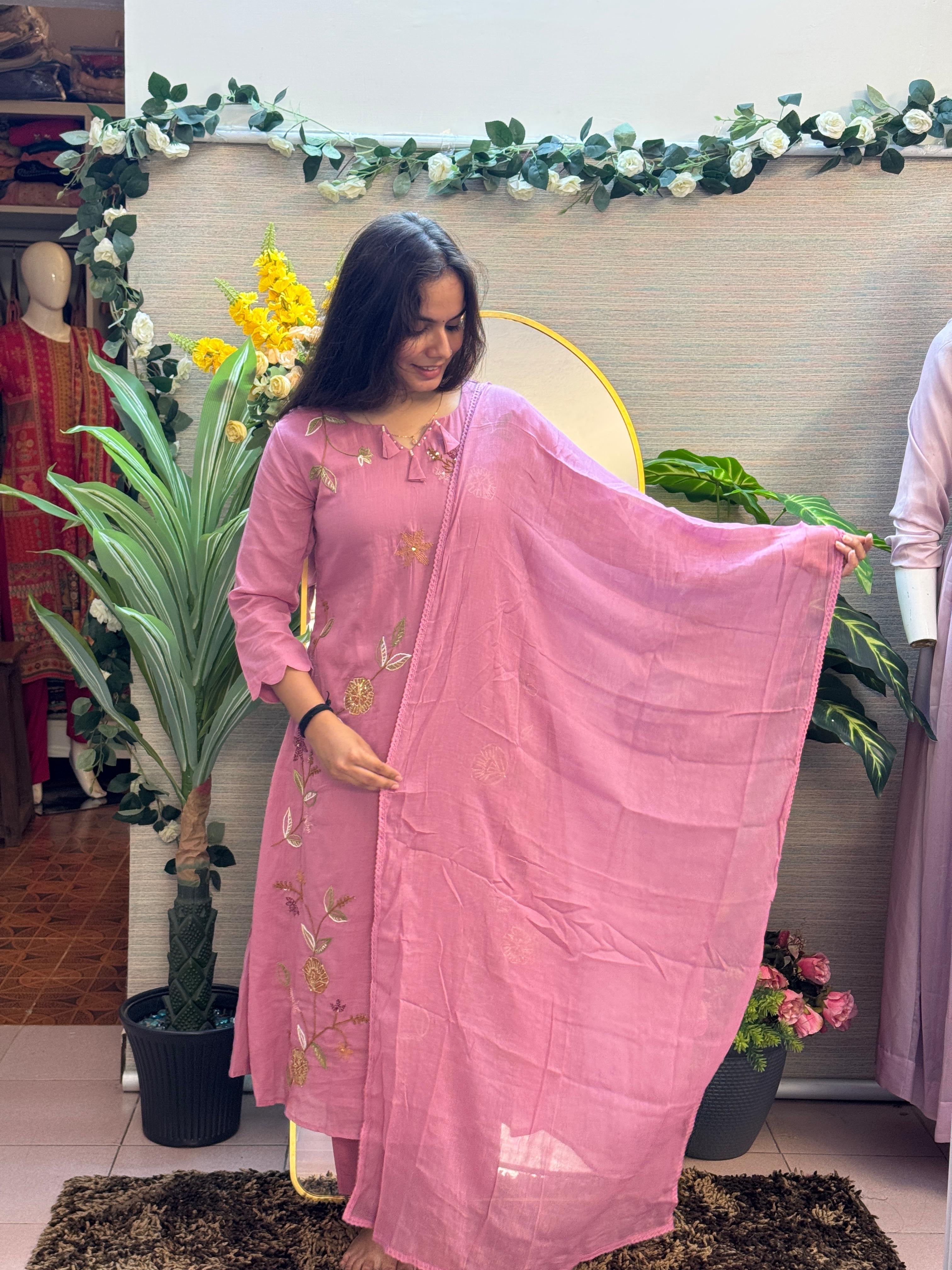 Blush Pink Floral Embroidered Kurti Set with Dupatta