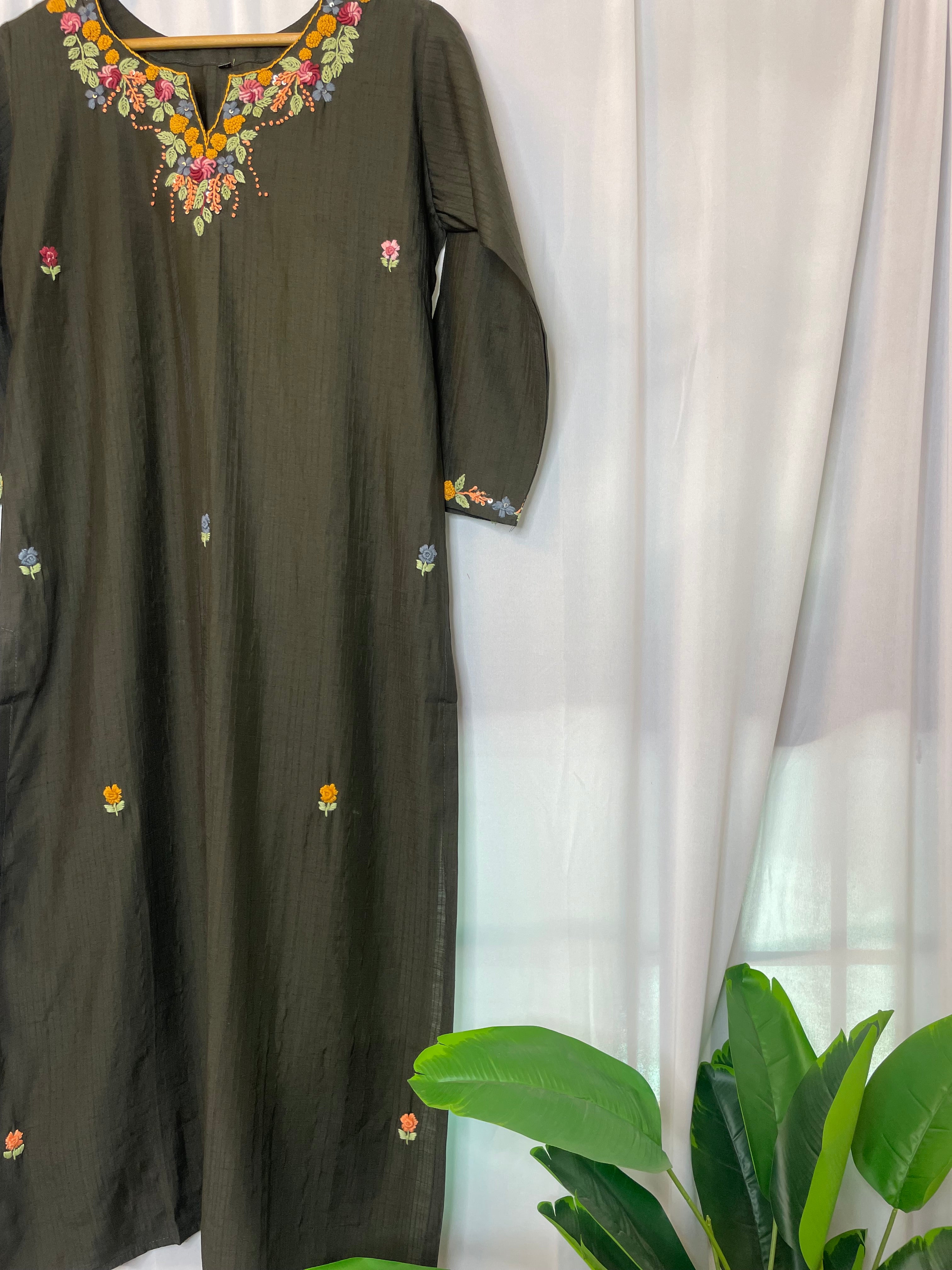 Designer Embroidered Kurti