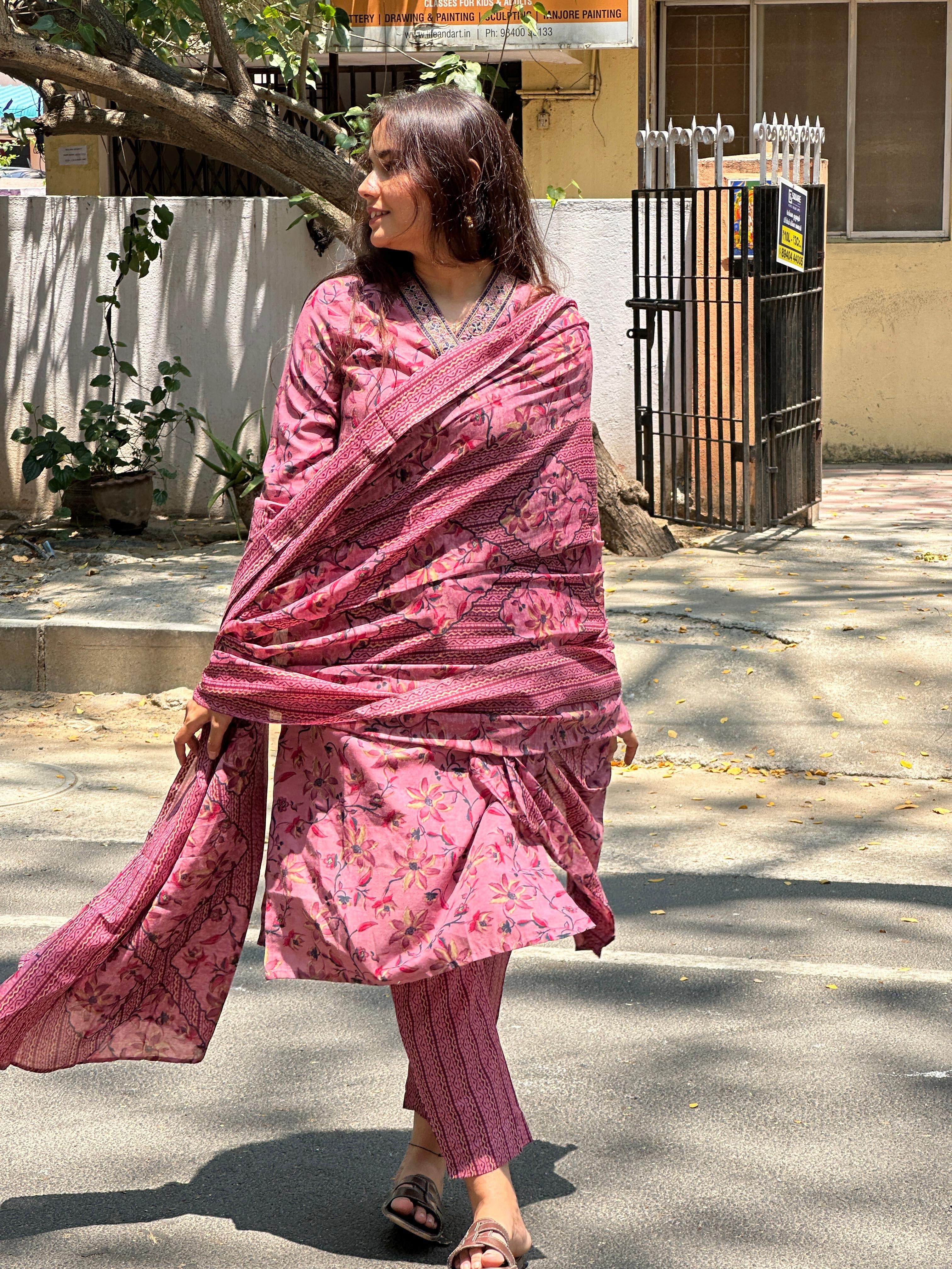 Rose Pink Floral Printed Straight Kurti Set with Dupatta