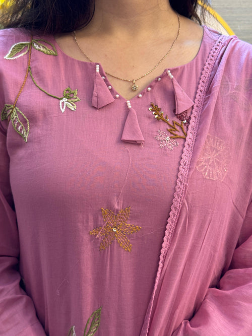Blush Pink Floral Embroidered Kurti Set with Dupatta