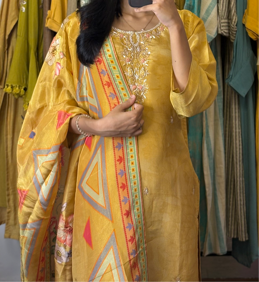 Yellow Elegance Tissue Silk Set