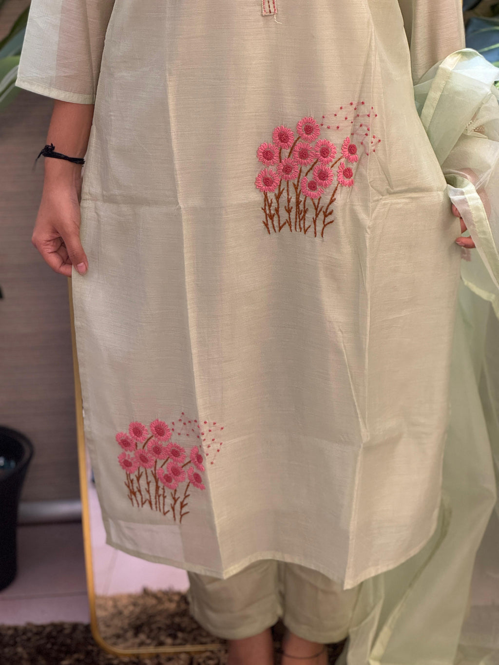 Mint Green Floral Embroidered Kurti Set with Organza Dupatta