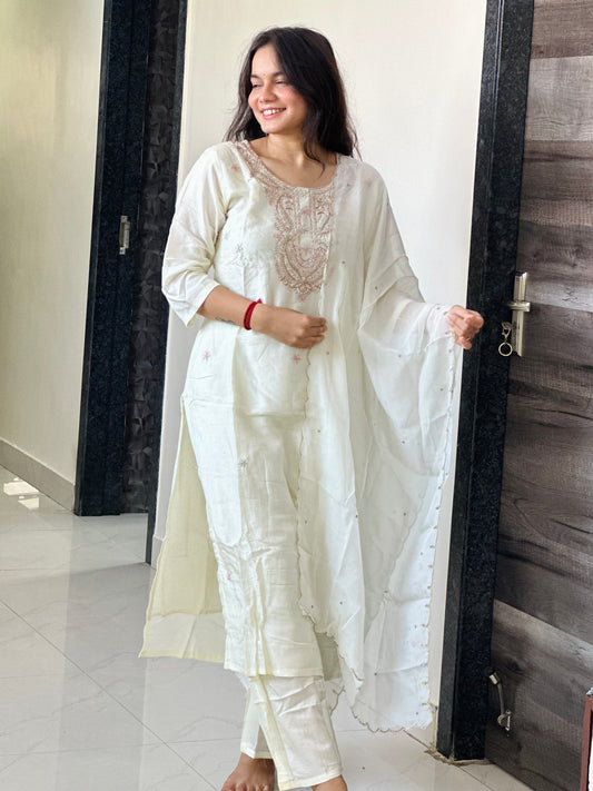 WHITE HANDWORK SUIT | PARTY WEAR