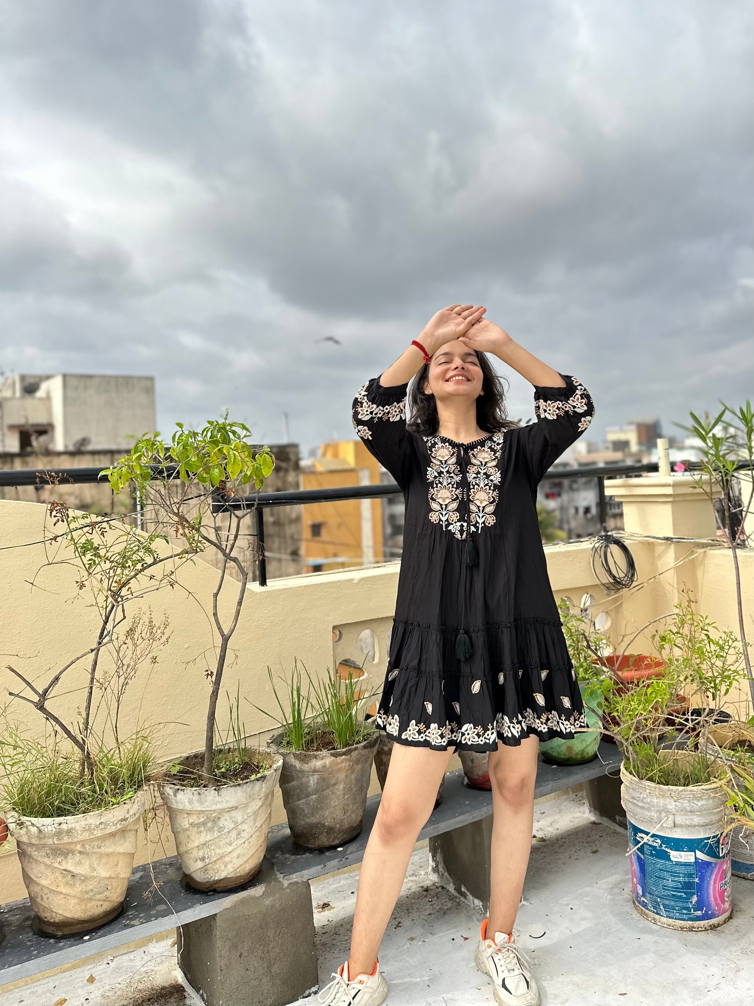 Short Kurti | Thread work