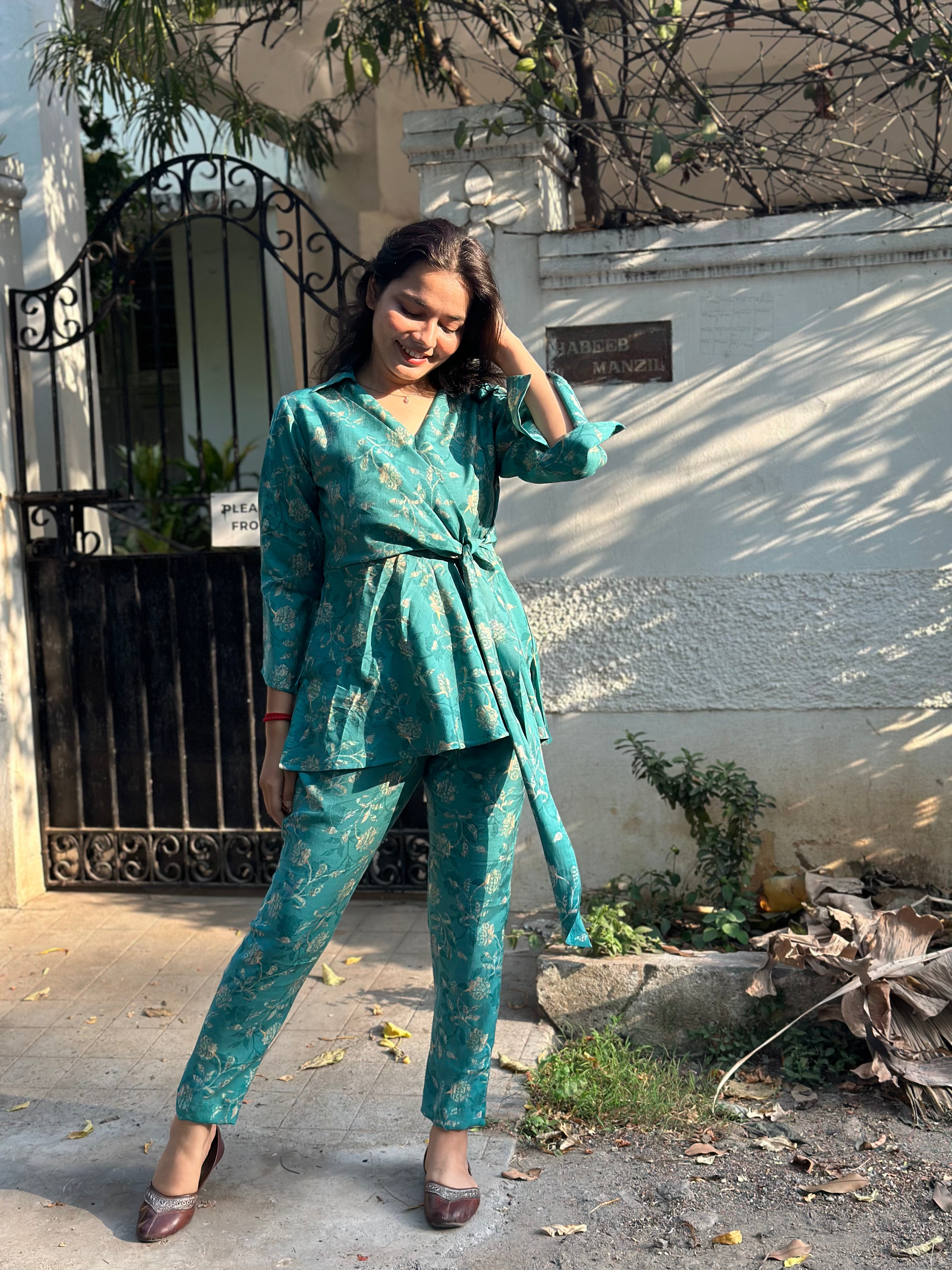 SHORT KURTI | FLORAL PRINTED CO-ORD SET