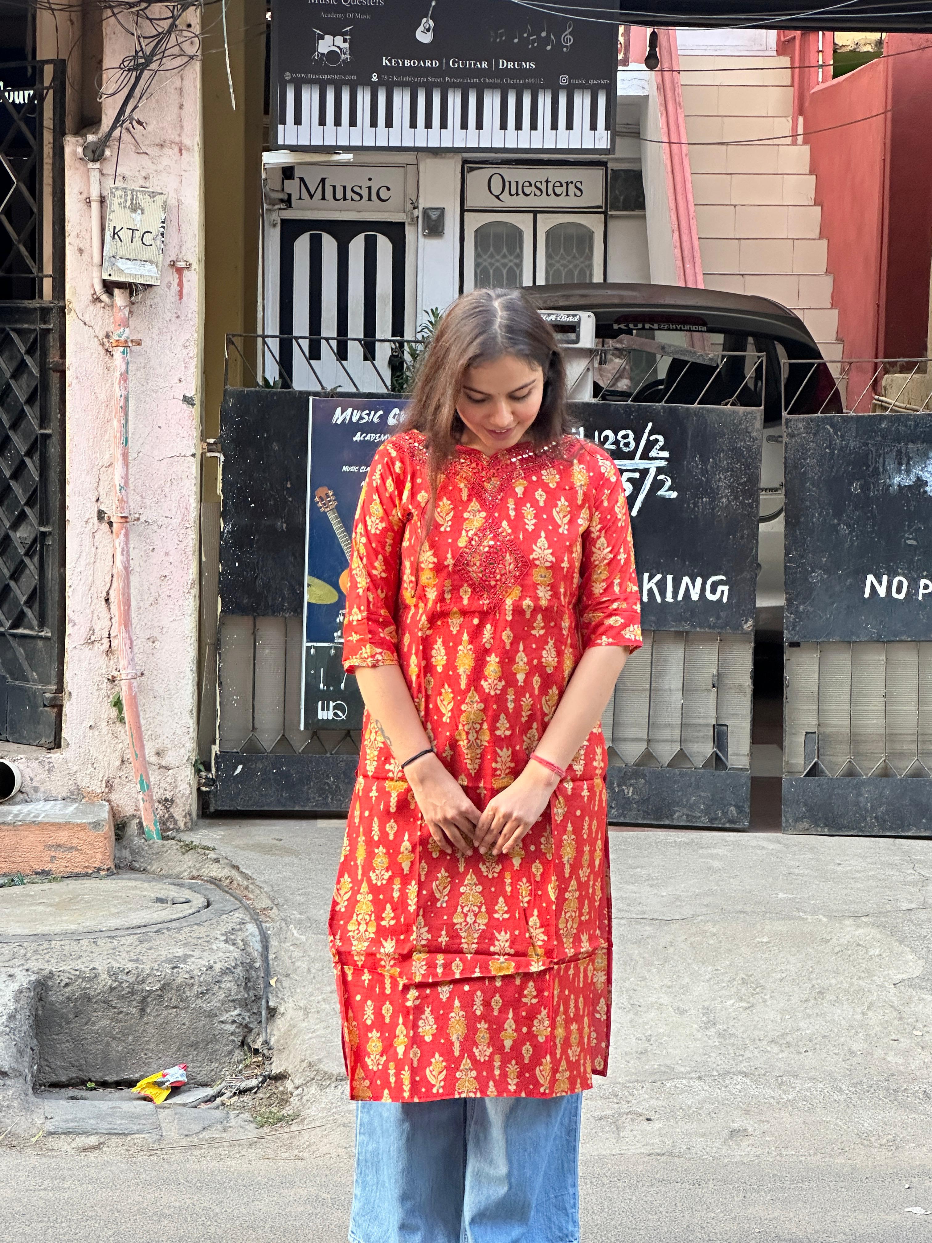Royal Red Buti Kurti